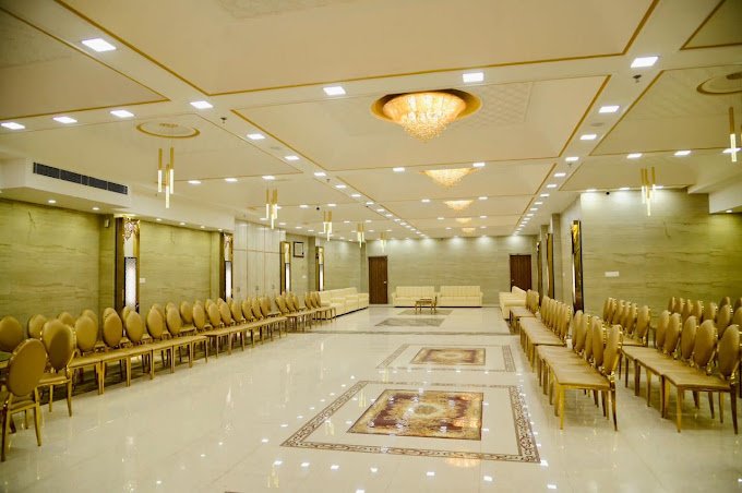 R Venetian Banquet And Hotel in Luknow